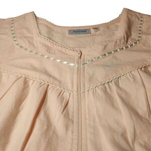 New National Front Zip Robe Daydream Crocheted Accents Pockets Tags‎ Womens XL